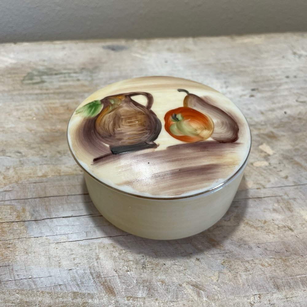Vintage‎ Hand Painted 3.5" Pear Apple Porcelain Trinket Box  Japan Fruit
